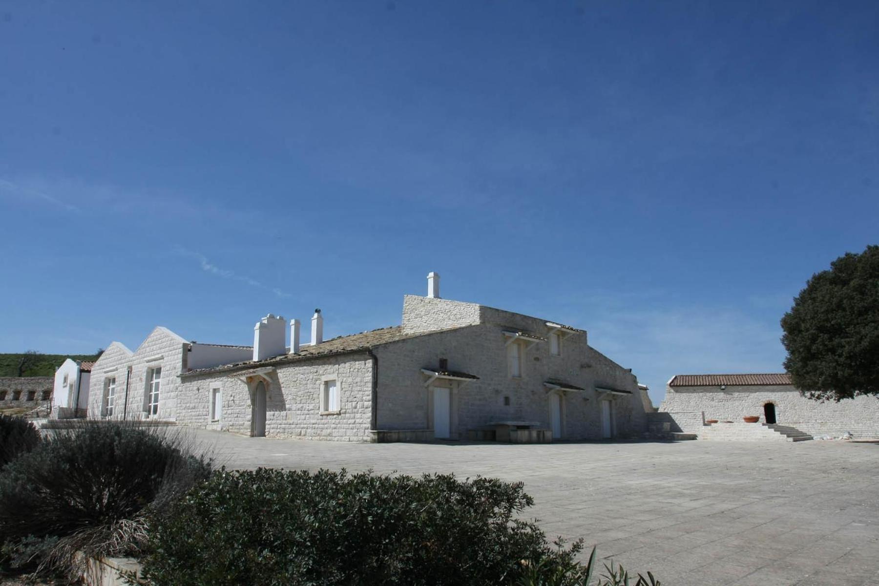 Masseria Torre Di Nebbia 카스텔델몬테 외부 사진